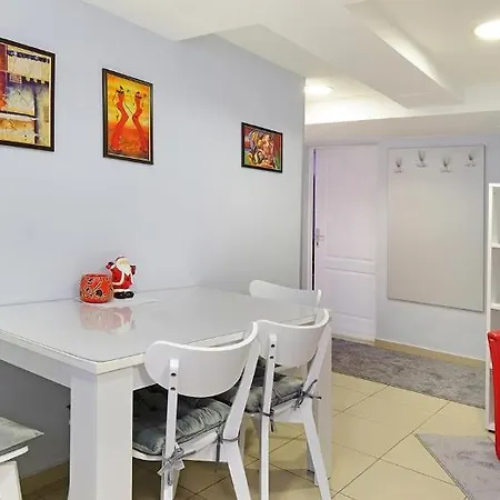 Apartment Tara *